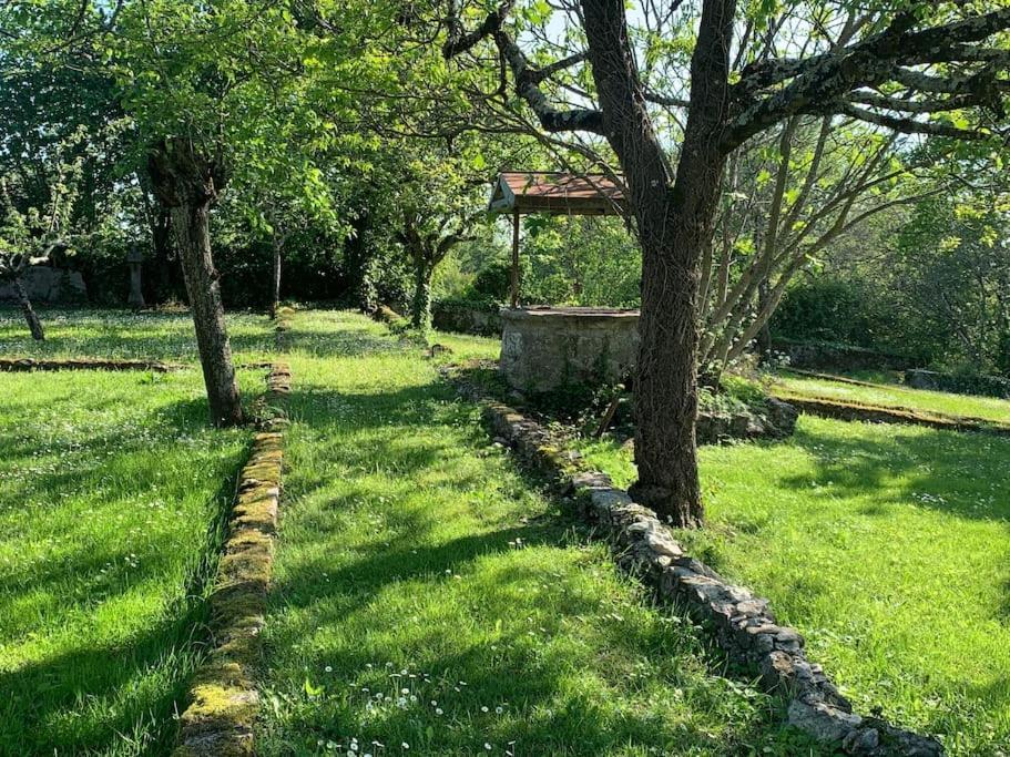La Maison Pourpre Villa Vélines Exteriör bild