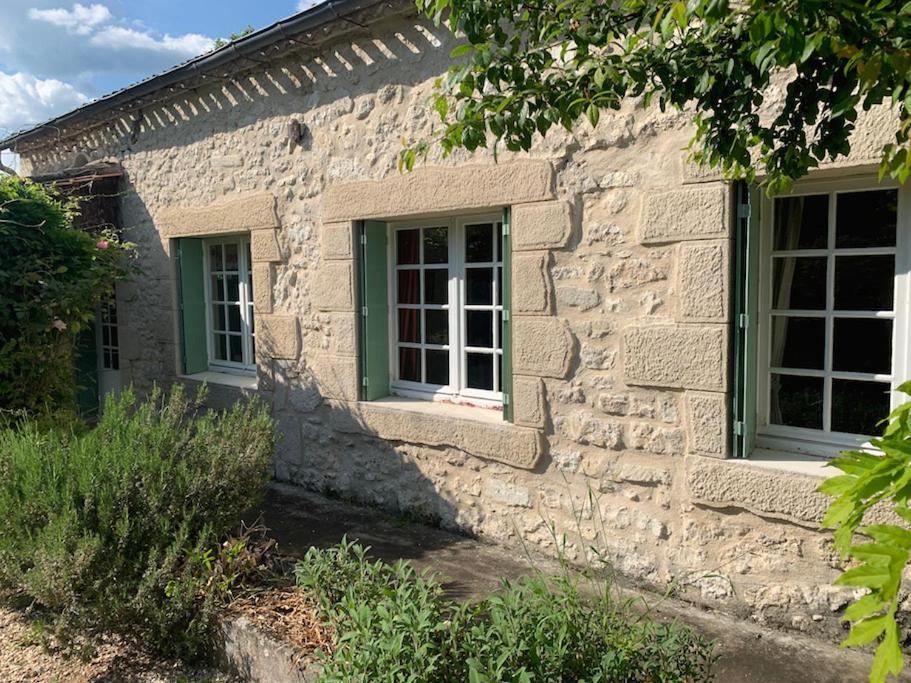 La Maison Pourpre Villa Vélines Exteriör bild